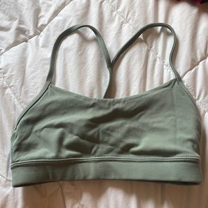 Lululemon green y bra